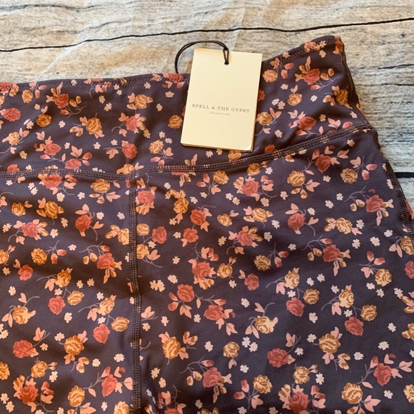 Spell& the gypsy collective biker athletic shorts - Picture 6 of 8